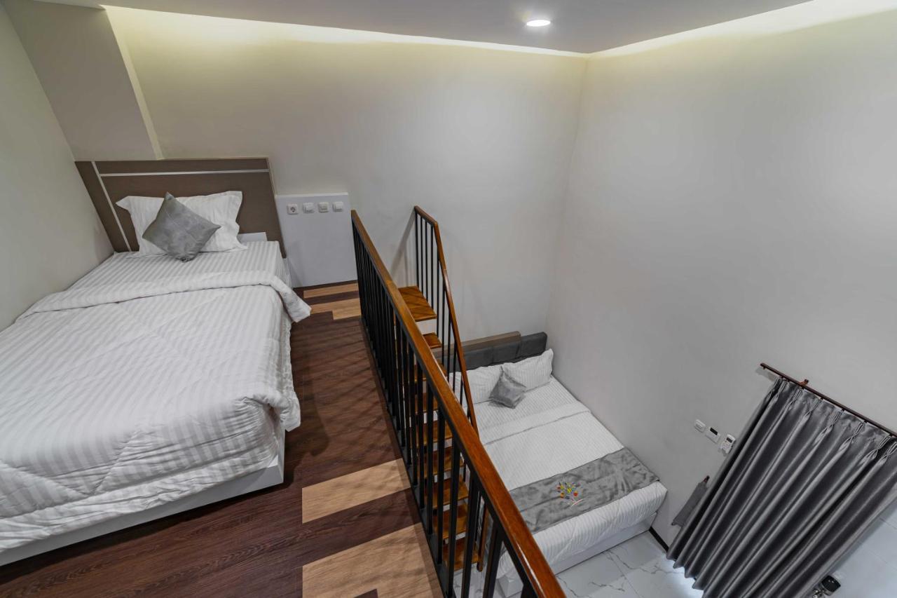 Tree Homestay Mitra Reddoorz Kasri Luaran gambar